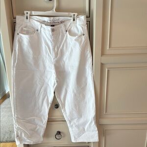 Gloria Vanderbilt White Slimming Jeans